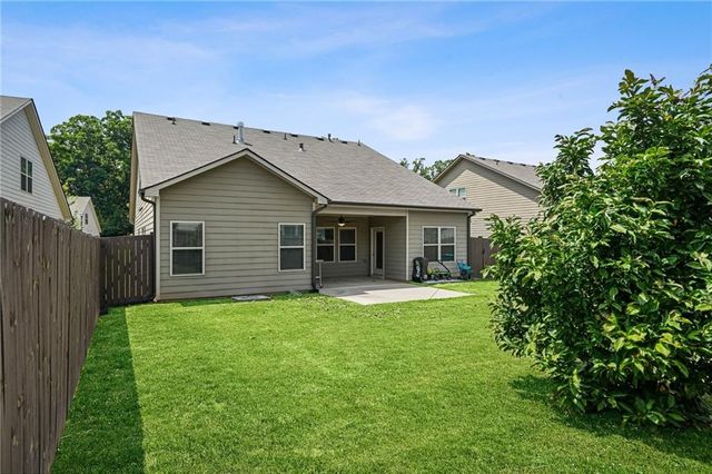 866 Newshaw Way, Lawrenceville, GA 30046