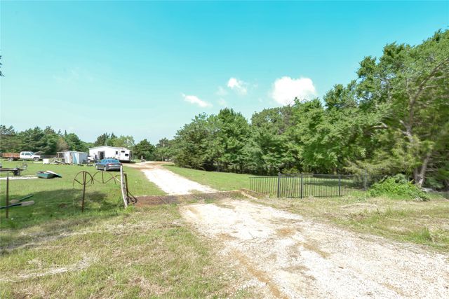 11991 Fm 901, Sadler, TX 76264