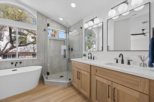 136 Villaggio Street, Henderson, NV 89074