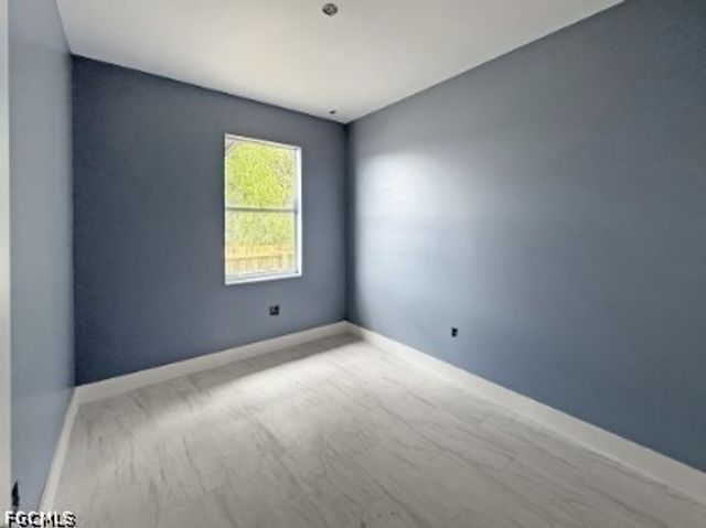 2103 French ST, Fort Myers, FL 33916