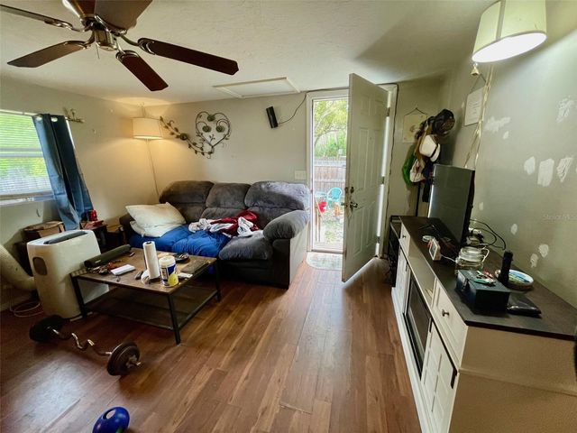 2890 AVALONA DRIVE, Sanford, FL 32773