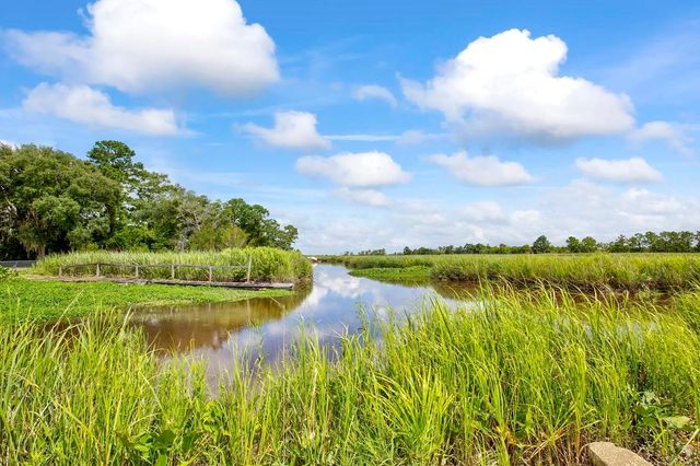 69 Governor Johnston Rd., Georgetown, SC 29440