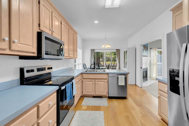 69 Governor Johnston Rd., Georgetown, SC 29440