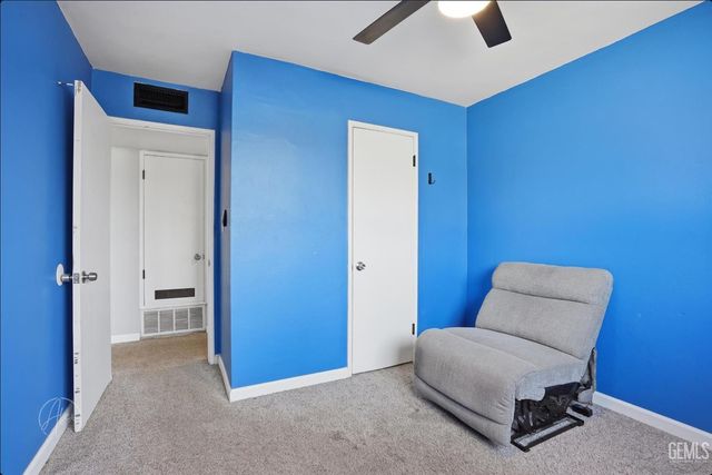 2500 Blackstone Court, Bakersfield, CA 93304