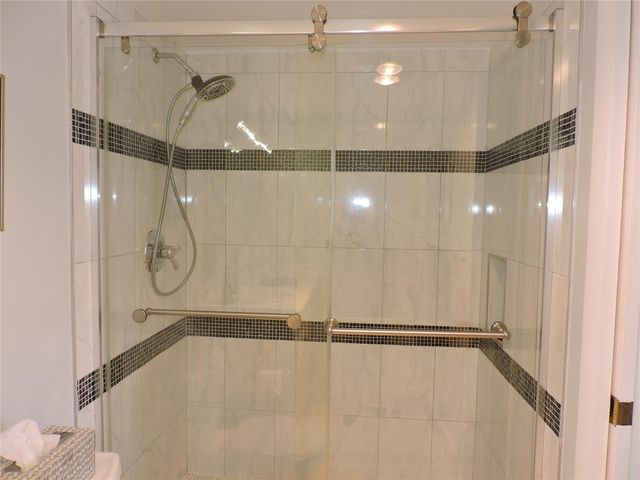 324 SE 10th Street, Dania Beach, FL 33004