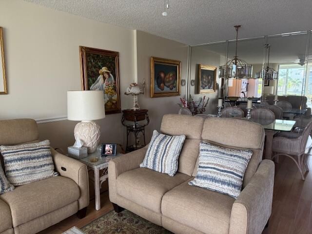 324 SE 10th Street, Dania Beach, FL 33004