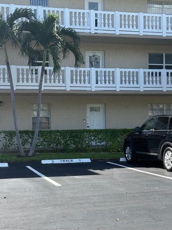 324 SE 10th Street, Dania Beach, FL 33004
