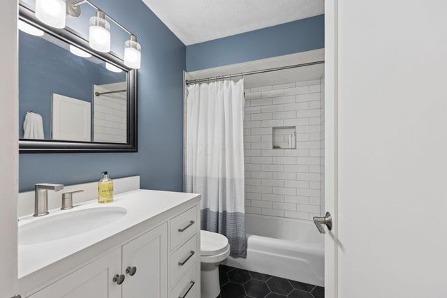 1133 Lanning Drive, Columbus, OH 43220