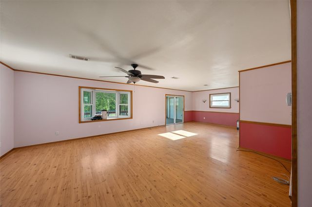 676 Milner Road, Livingston, TX 77351