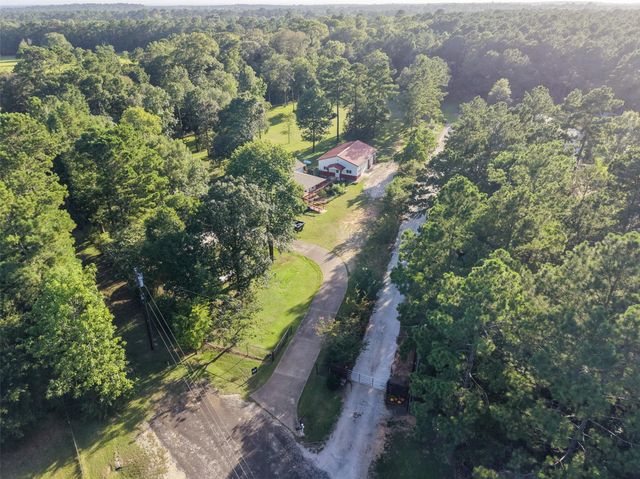 676 Milner Road, Livingston, TX 77351
