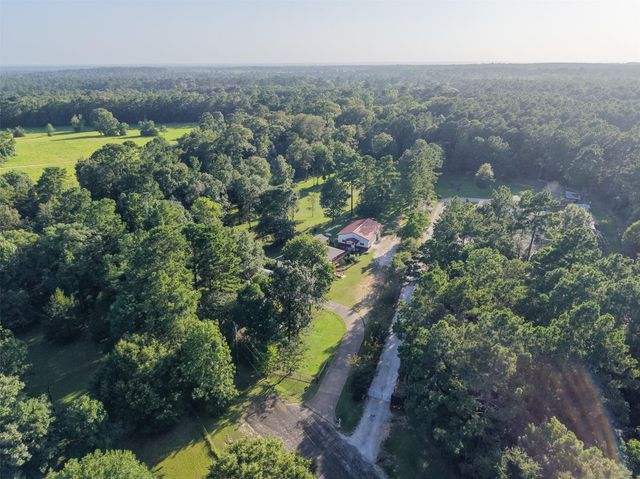 676 Milner Road, Livingston, TX 77351