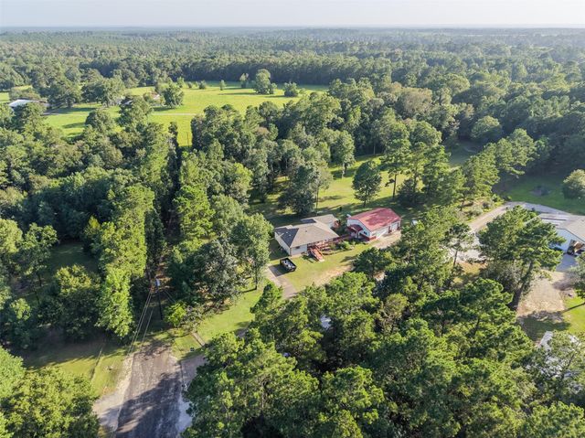 676 Milner Road, Livingston, TX 77351