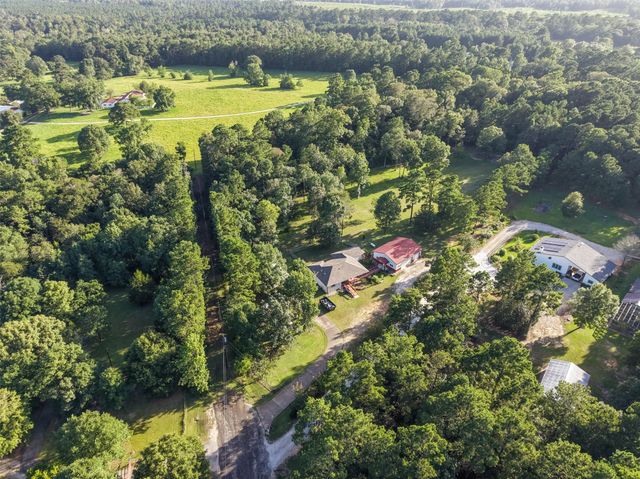 676 Milner Road, Livingston, TX 77351