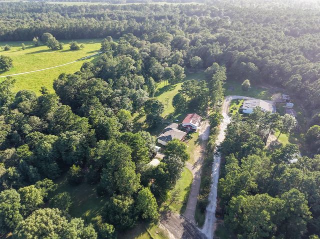 676 Milner Road, Livingston, TX 77351