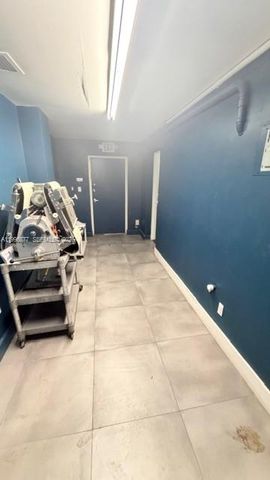 2606 SW 8th St, Miami, FL 33135