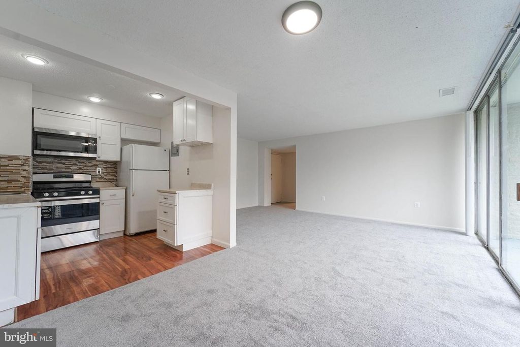 Image 1 of property listing at 1822 METZEROTT RD #308, Hyattsville, MD 20783
