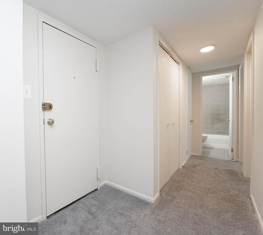 Image 11 of property listing at 1822 METZEROTT RD #308, Hyattsville, MD 20783