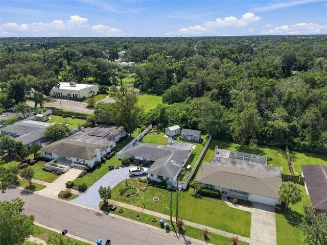 519 S LARRY CIRCLE, Brandon, FL 33511