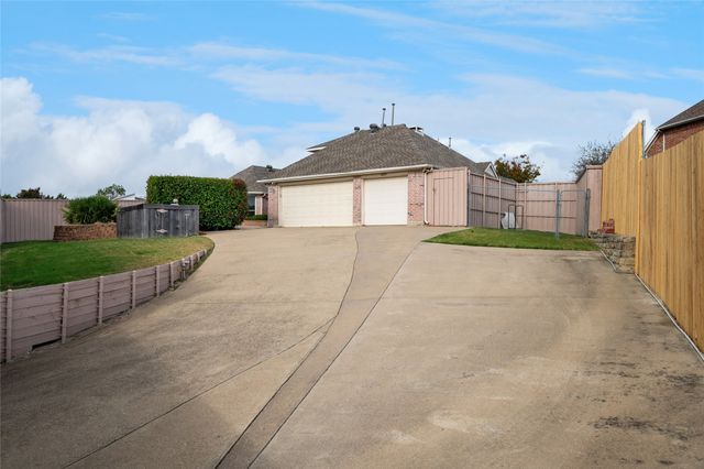 1205 Shores Boulevard, Rockwall, TX 75087