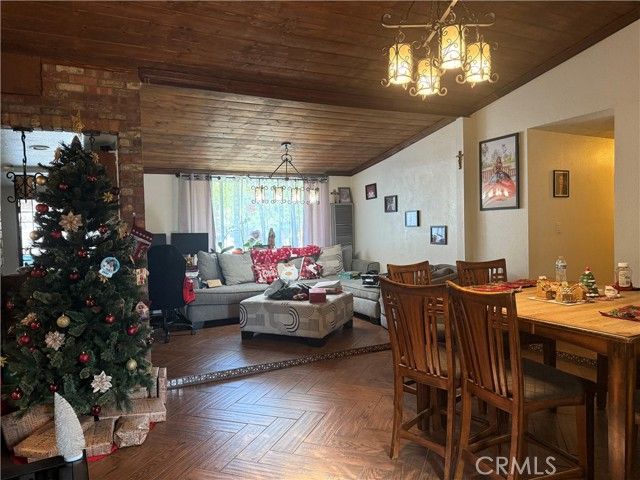 4176 Agate Street, Jurupa Valley, CA 92509