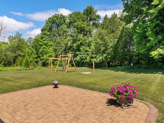 3418 W Twin LANE, Two Rivers, WI 54241