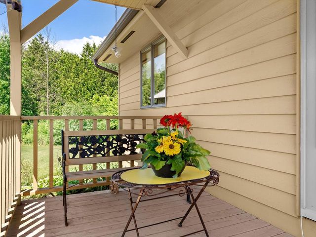 3418 W Twin LANE, Two Rivers, WI 54241