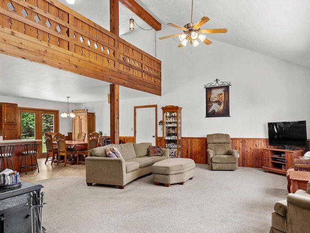 3418 W Twin LANE, Two Rivers, WI 54241
