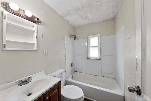 5735 Argus Road, Cincinnati, OH 45224
