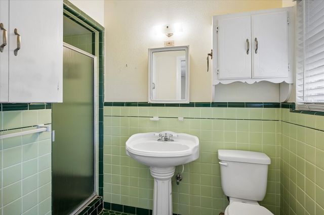 1631 Macmanus Drive, Dallas, TX 75228