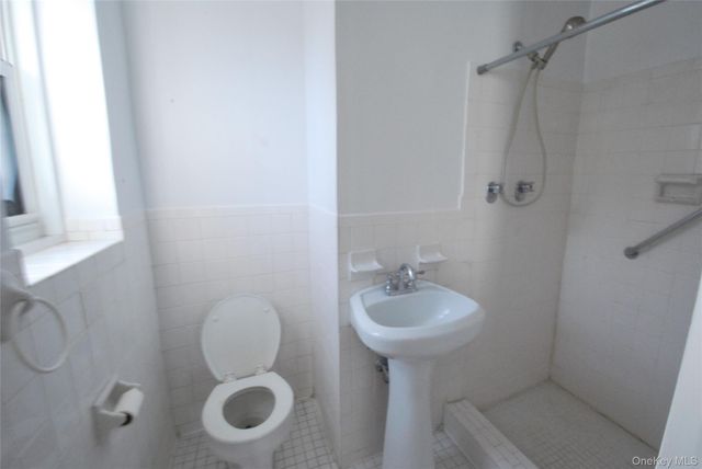 16 Lake Street 3F, White Plains, NY 10603