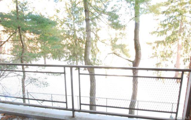 16 Lake Street 3F, White Plains, NY 10603