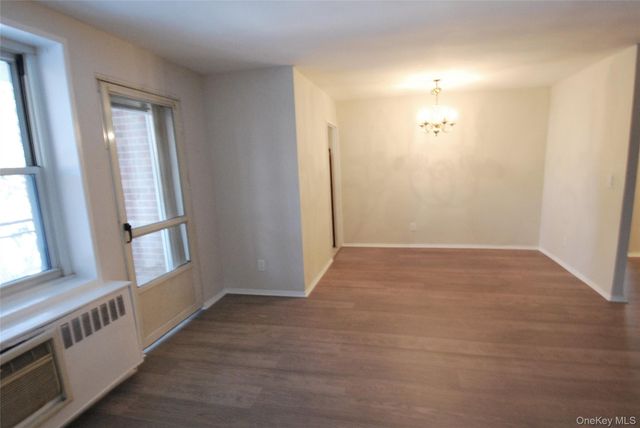 16 Lake Street 3F, White Plains, NY 10603