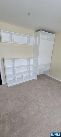 135 Orchard Park 135, Allendale, NJ 07401