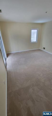 135 Orchard Park 135, Allendale, NJ 07401