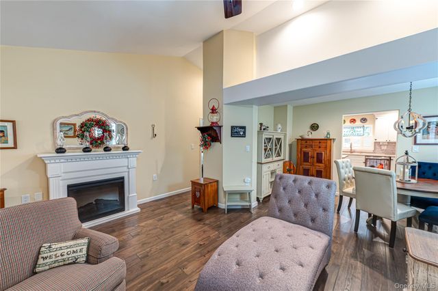 263 Glen Drive, Ridge, NY 11961