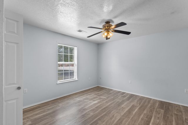 12 CASITAS DEL RIO, Belen, NM 87002