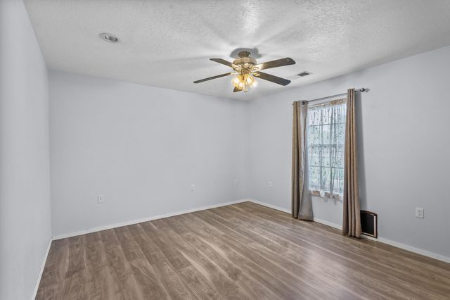 12 CASITAS DEL RIO, Belen, NM 87002