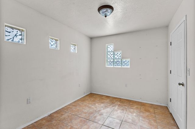 12 CASITAS DEL RIO, Belen, NM 87002