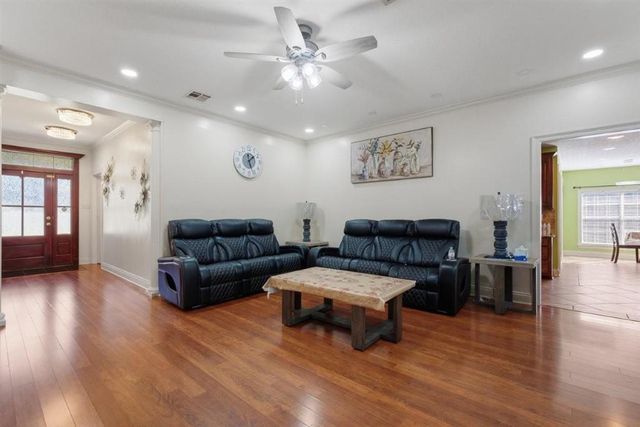 5846 W Kayleigh Lane, Lake Charles, LA 70605