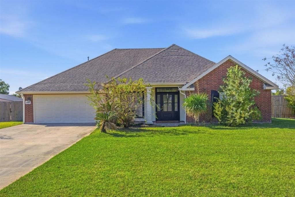 5846 W Kayleigh Lane, Lake Charles, LA 70605