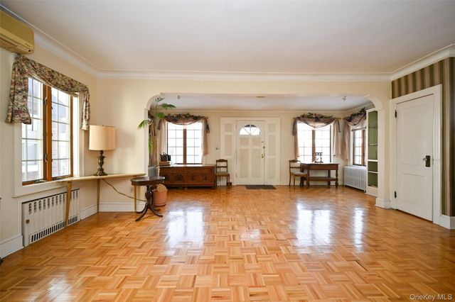 7136 Loubet Street, Forest Hills, NY 11375