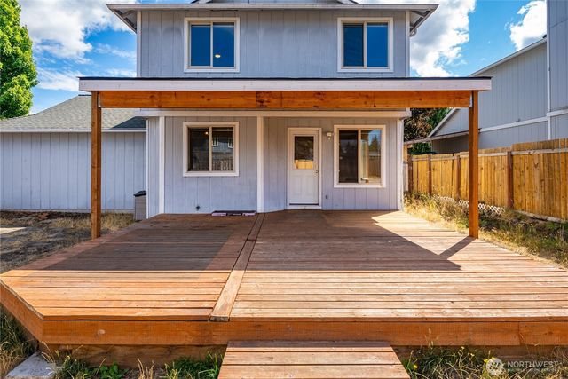 14718 22nd Ave E Avenue E, Tacoma, WA 98445