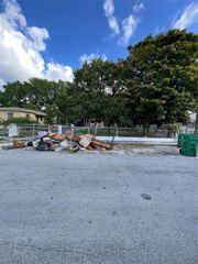 43 NW 58th Street, Miami, FL 33127