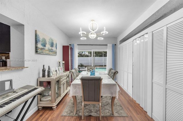 2740 NW 175th St, Miami Gardens, FL 33056