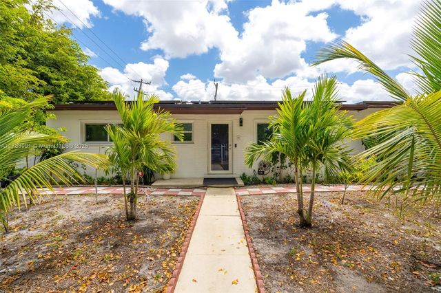 2740 NW 175th St, Miami Gardens, FL 33056
