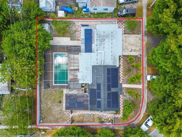 2740 NW 175th St, Miami Gardens, FL 33056