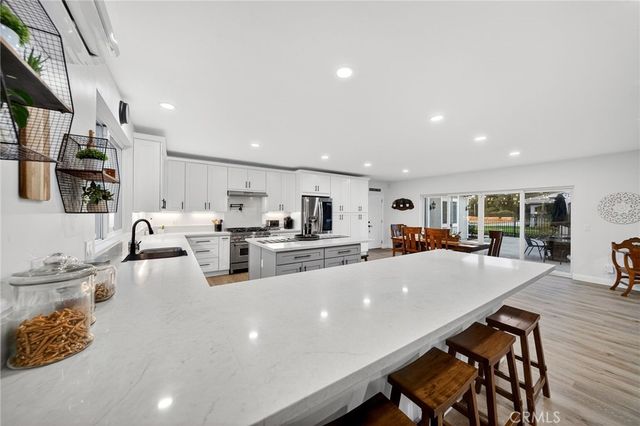 40833 Calle Bandido, Murrieta, CA 92562