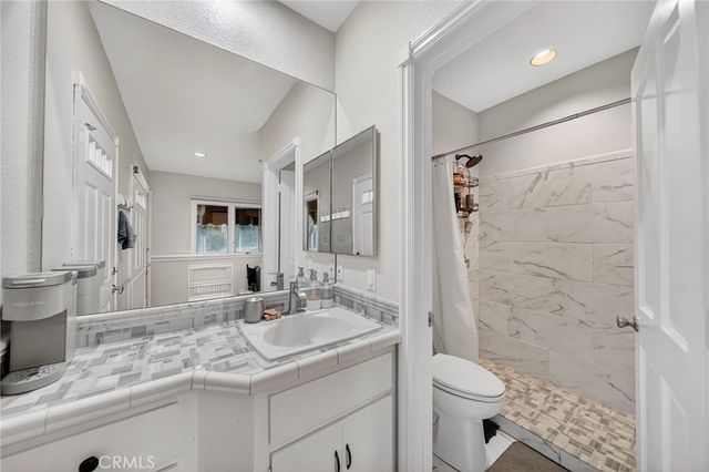 40833 Calle Bandido, Murrieta, CA 92562