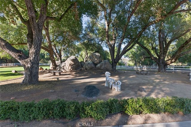 40833 Calle Bandido, Murrieta, CA 92562