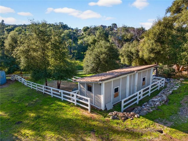 40833 Calle Bandido, Murrieta, CA 92562